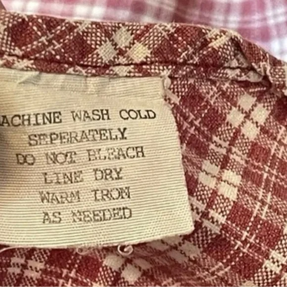 Disney Parks Mickey Mouse Red Plaid Flannel Shirt Dadcore Lumberjack Retro XL - Picture 8 of 9